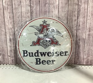 lot G052 image: Budweiser Round Metal Sign