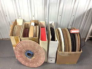 lot A027 image: Floor Polishing Wheels