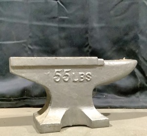 lot B011 image: 55lb Anvil