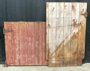 lot H162 image: Old Barn Doors