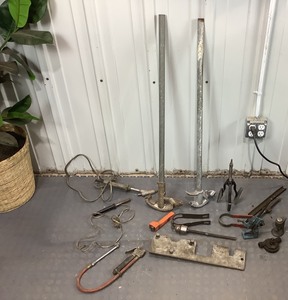 lot A172 image: Plumbers Tools