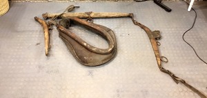 lot H177 image: Antique Horse Yoke