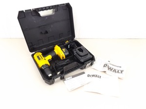 LIKE NEW Dewalt 18V Drill w2 Batteries and Case