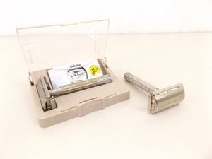 Lot of 2 Vintage Gillette Razors