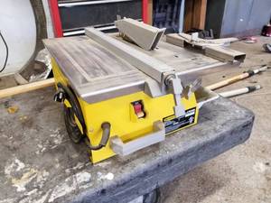 lot 818 image: WorkForce CTC550 7x58 Tile Cutter 550W
