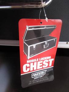 lot 151 image: Mobile Locking Chest