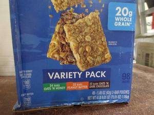 lot 170 image: Crunchy Granola Bars