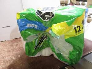 lot 13 image: Bounty Select-A-Size