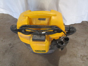 DeWalt two gallon vacuum, cord or c...