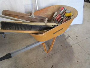 True Temper wheelbarrow 6cuft with ...