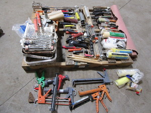 Painting trays, rollers, brushes, ...