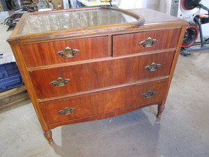 Dresser with wall mirror, dresser i...