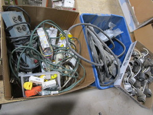 Electrical cords with 220, power st...