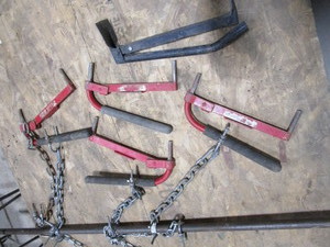 Retaining wall block tongs, string,...