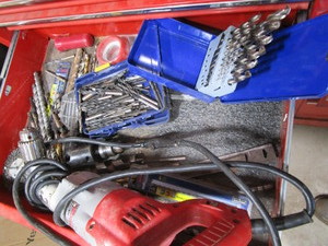 Milwaukee 12 electric drill with ...