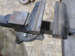 Larin 6 bench vise...