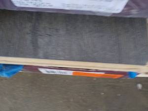 lot 6 image: 5 Boxes Home Decorators Collection ...