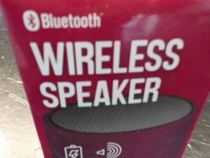 lot 62 image: BlueTooth Wireless Speaker...