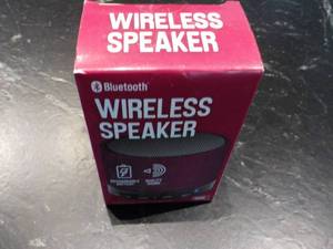 lot 64 image: BlueTooth Wireless Speaker...