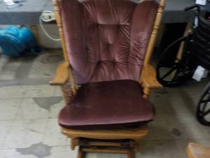 lot 49 image: Early American Glider Rocker...