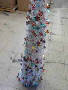 lot 131 image: Pop Up Xmas Tree   ...
