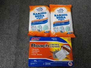 lot 165 image: Smart Home Baking Soda Wipes and ro...