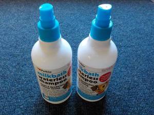 lot 171 image: 2 Bottles Petkin Milk Bath Waterles...