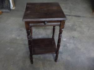 lot 191 image: Small Table 16 square x 29 high w...