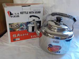 lot 205 image: YIXIN Stainless Steel Kettle with S...