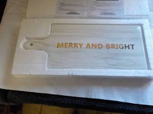 lot 209 image: Set of 2 Serving Rectangle Board 13...