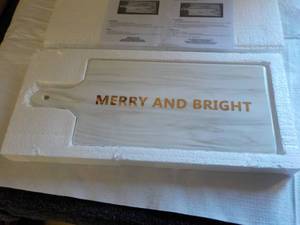lot 210 image: Set of 2 Serving Rectangle Board 13...