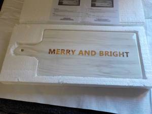 lot 212 image: Set of 2 Serving Rectangle Board 13...