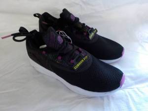 lot 228 image: Champion size 5 Shoes...