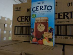 lot 276 image: 2 Boxes 16 -6 oz ctns Certo Liquid ...