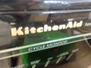 lot 324 image: Kitchen Aid Dishwasher needs clean...