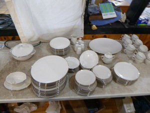 Noritake Ivory China Dinnerware