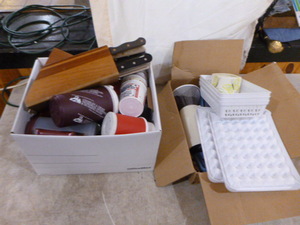 Lot of Kitchen Items