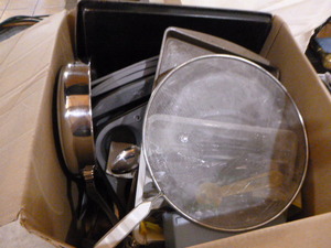 Lot of Kitchen Items