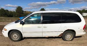 1998 Chrysler Town & Country LX