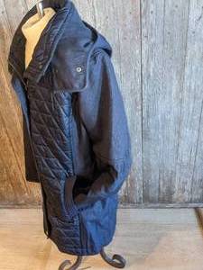 lot 35 image: Marc New York Andrew Marc Navy Jacket Sz L