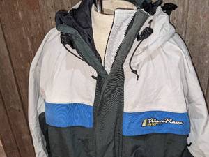 lot 51 image: Vintage Wave Rave Snowboarding Coat Sz S