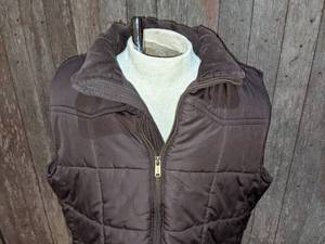 lot 59 image: Chaps Brown Quilted Vest, Womens XL