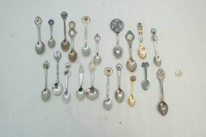 collector spoons