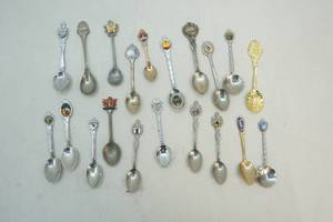 collector spoons