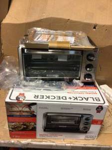 lot 41 image: BLACKDECKER 1150 W 4-Slice Stainless Steel Convection Toaster Oven with Built-In Timer&nbspCustomer Returns See Picutres