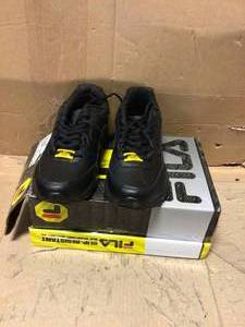 lot 49 image: Fila Womens Memory Workshift Service Shoes Black, 9.5 - Womens Work&nbspCustomer Returns See Picutres
