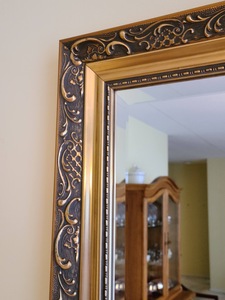 lot 3 image: Large Ornate Wall Mirror