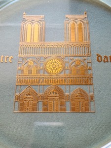 lot 19 image: Orrefors Notre Dame Plate