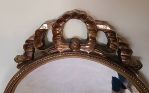 lot 35 image: Vintage Gold Wall Mirror