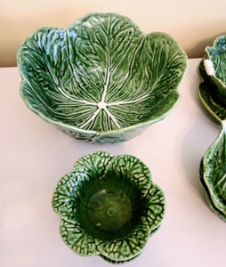 lot 41 image: Fun Lettuce Dishes from Portugal